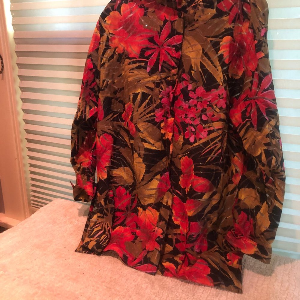 Chicos size 2 blouse/cover-up, great colors with translucence!!